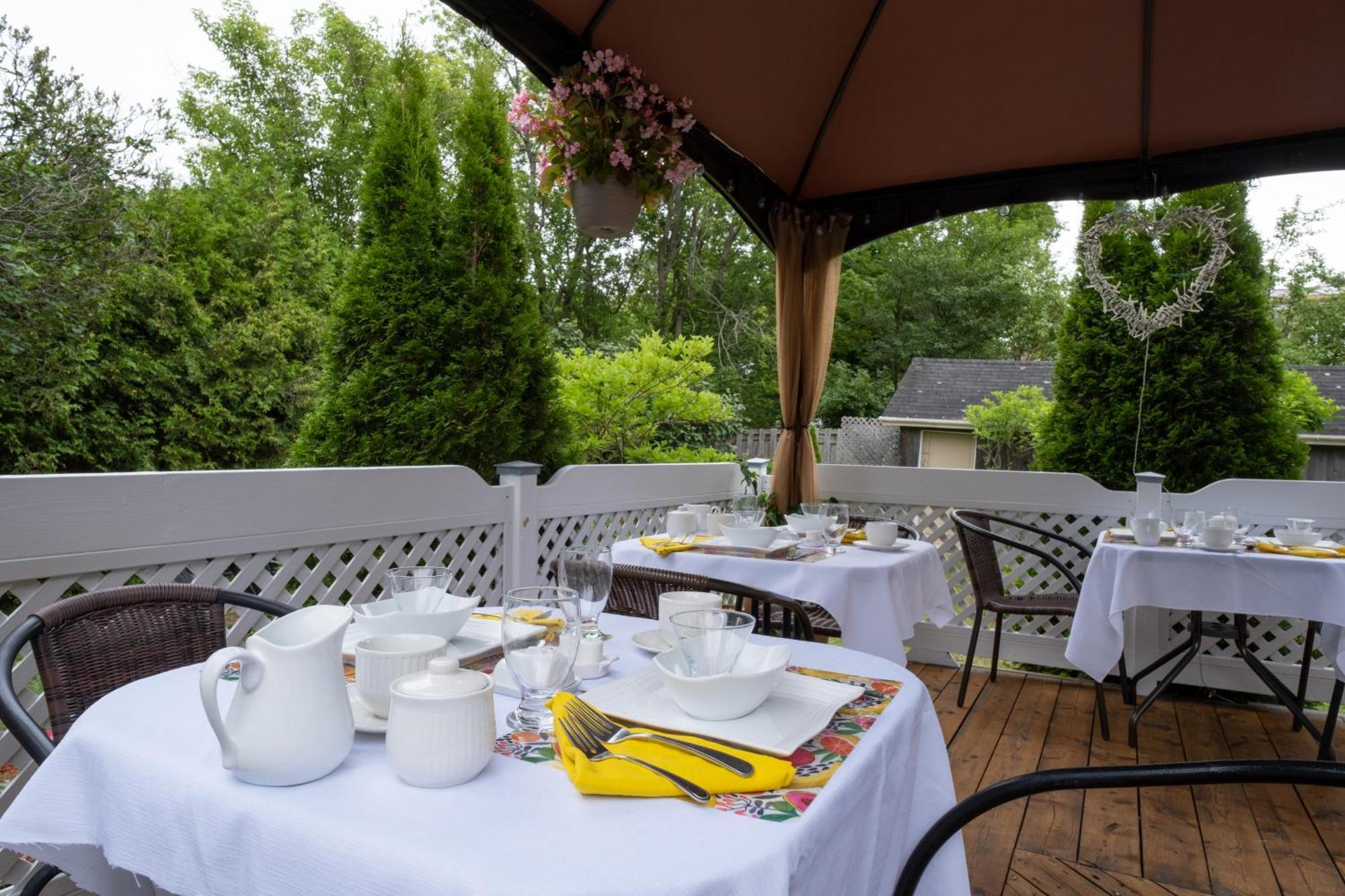 Bed and Breakfast Au Coq Du Bonheur Мейгог Экстерьер фото